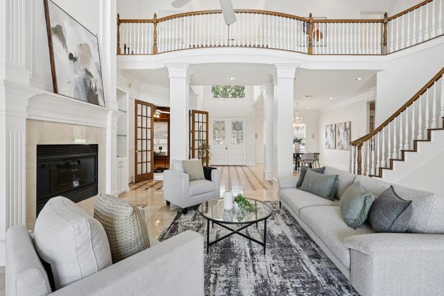 6065 Dilbeck Lane, Dallas, TX 75240