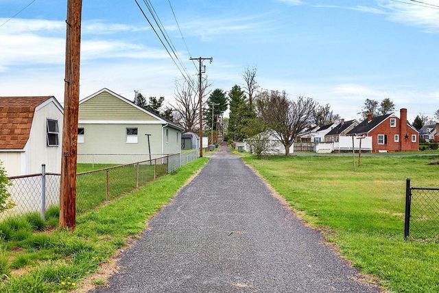 417 KING AVE, Waynesboro, VA 22980