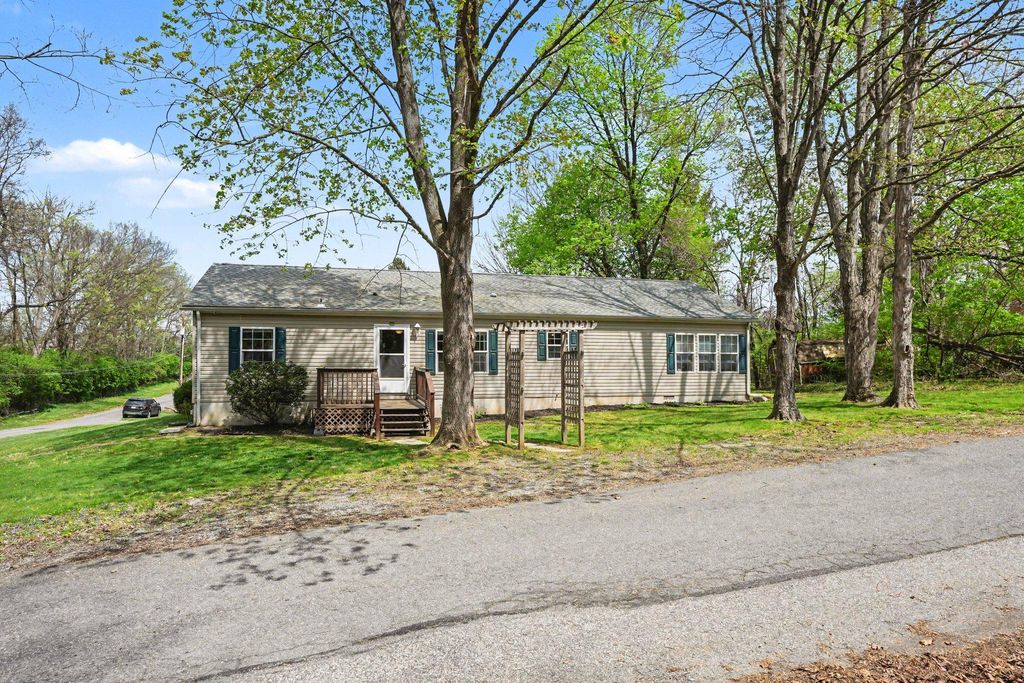 175 CEDAR, Carlisle, PA 17013