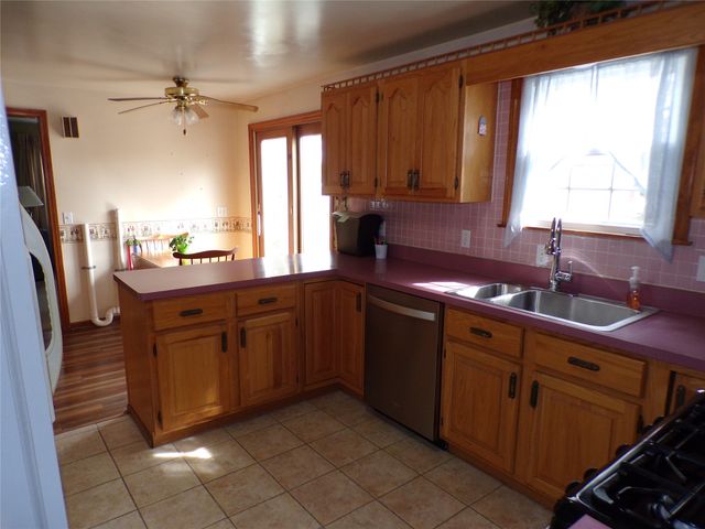 259 MILES Avenue, Girard, PA 16417