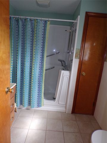 259 MILES Avenue, Girard, PA 16417