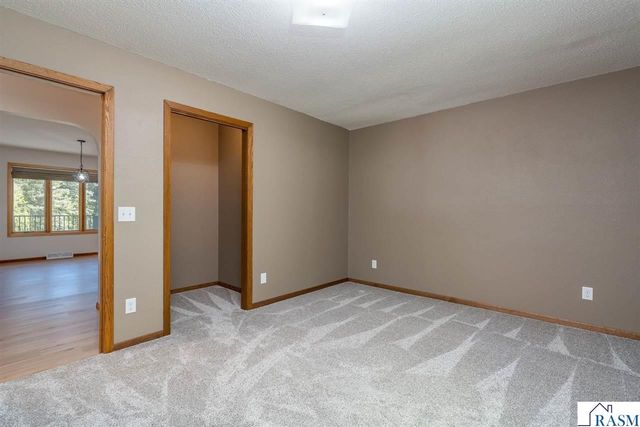 48818 Old River Bluff Road, St. Peter, MN 56082