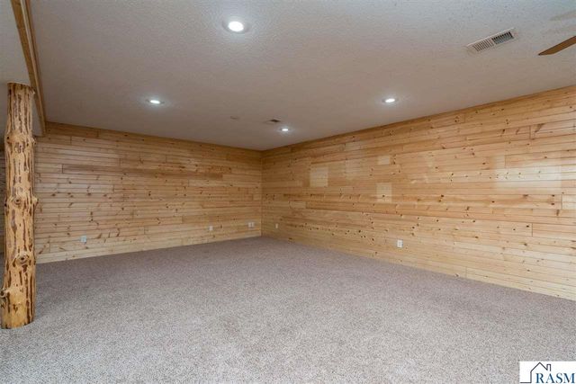 48818 Old River Bluff Road, St. Peter, MN 56082
