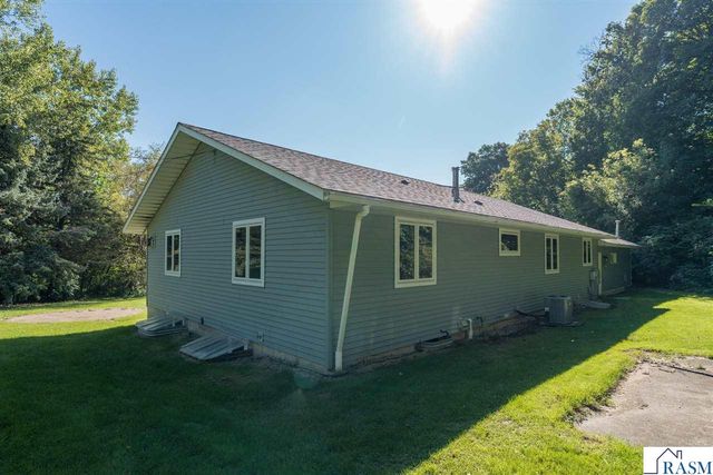 48818 Old River Bluff Road, St. Peter, MN 56082