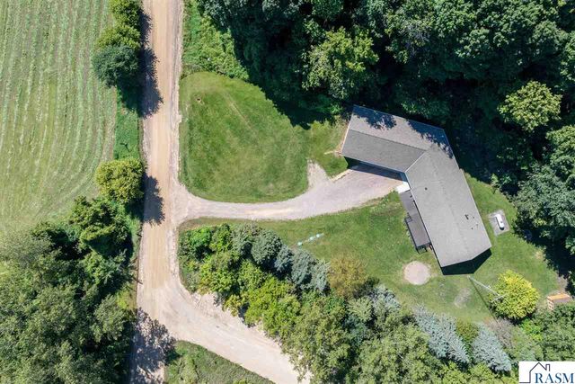 48818 Old River Bluff Road, St. Peter, MN 56082