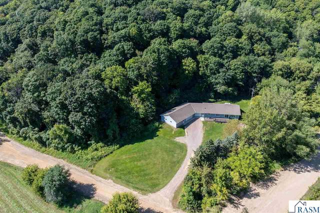48818 Old River Bluff Road, St. Peter, MN 56082