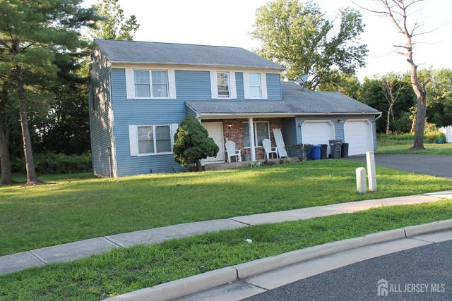 39 Independence Court, Piscataway, NJ 08854