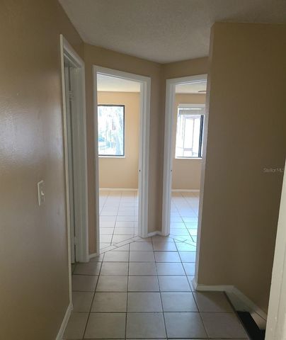 4910 SILVER OAKS VILLAGE B, Orlando, FL 32808