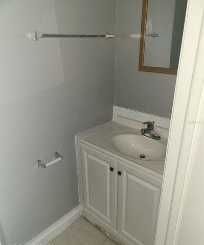 4910 SILVER OAKS VILLAGE B, Orlando, FL 32808