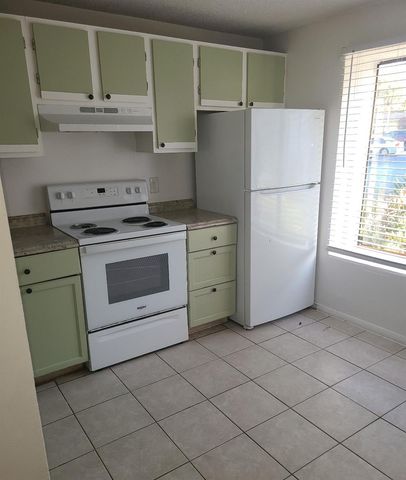 4910 SILVER OAKS VILLAGE B, Orlando, FL 32808