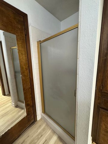 1502 S Lydia Drive, Tulare, CA 93274