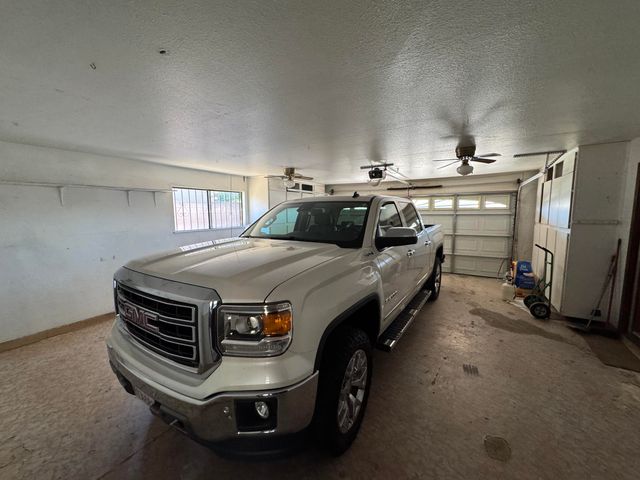 1502 S Lydia Drive, Tulare, CA 93274