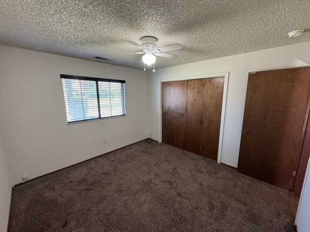 1502 S Lydia Drive, Tulare, CA 93274