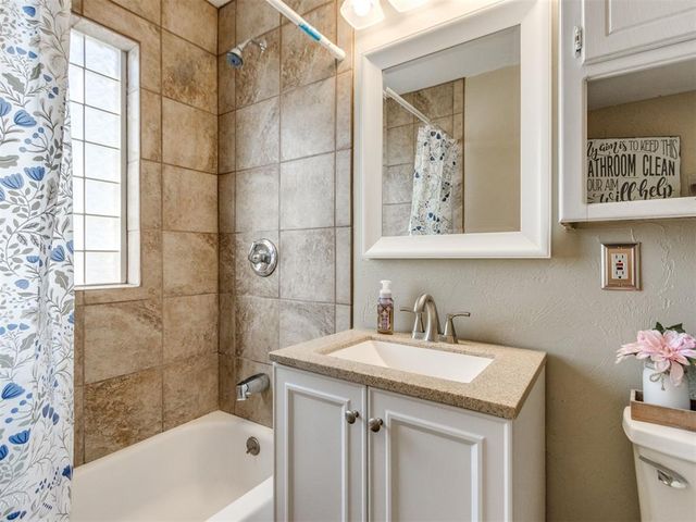 910 S 10th Street, Kingfisher, OK 73750