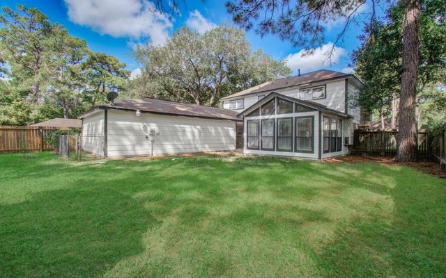 4735 Theall Road, Houston, TX 77066