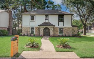 4735 Theall Road, Houston, TX 77066