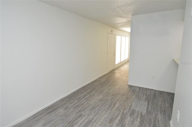 5004 CASTILE PLACE 463, Tampa, FL 33617