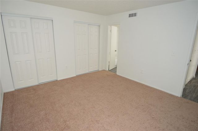 5004 CASTILE PLACE 463, Tampa, FL 33617