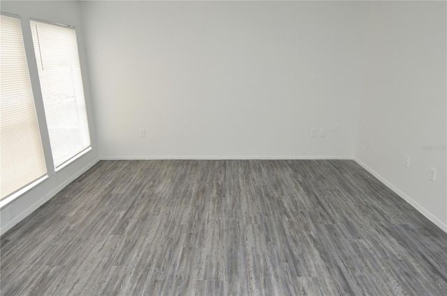 5004 CASTILE PLACE 463, Tampa, FL 33617