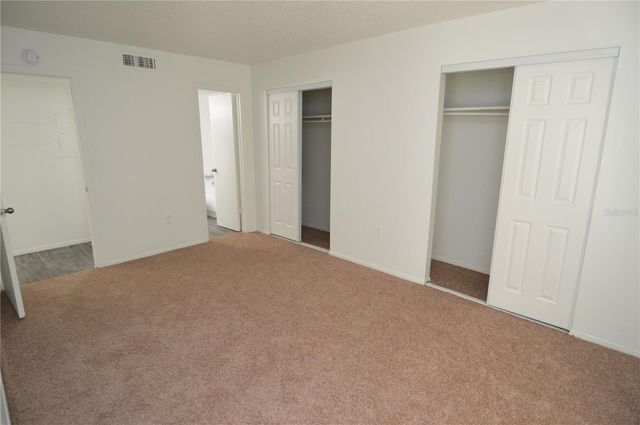 5004 CASTILE PLACE 463, Tampa, FL 33617