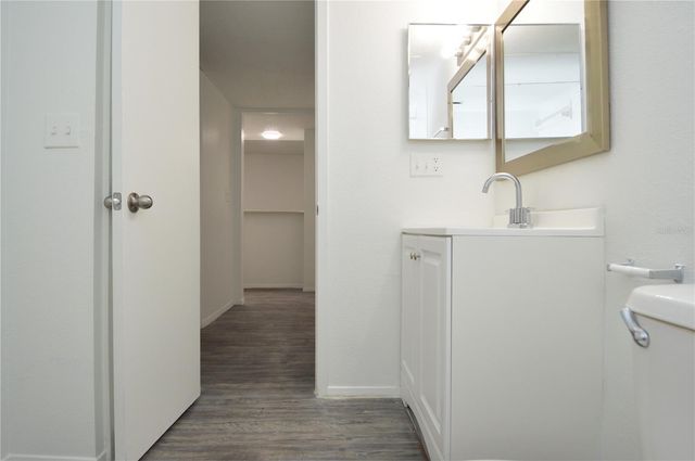 5004 CASTILE PLACE 463, Tampa, FL 33617