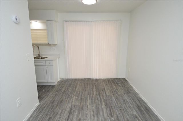 5004 CASTILE PLACE 463, Tampa, FL 33617