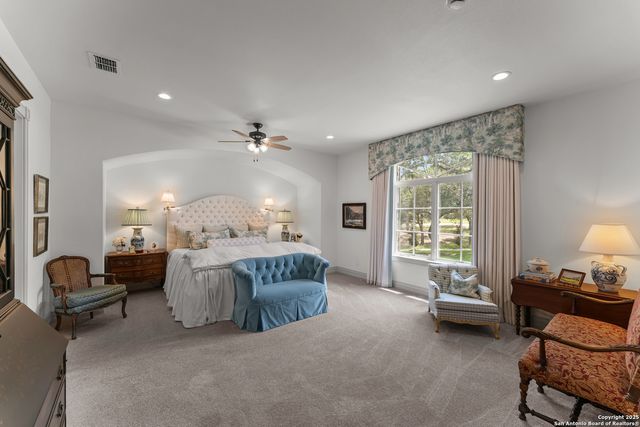 149 Bridgewater, La Vernia, TX 78121