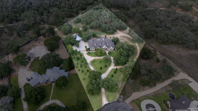 149 Bridgewater, La Vernia, TX 78121