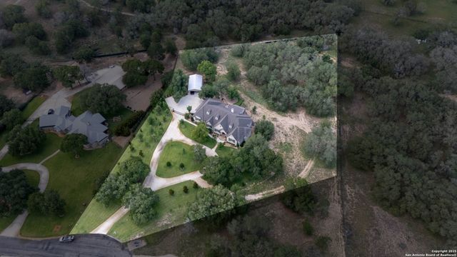 149 Bridgewater, La Vernia, TX 78121