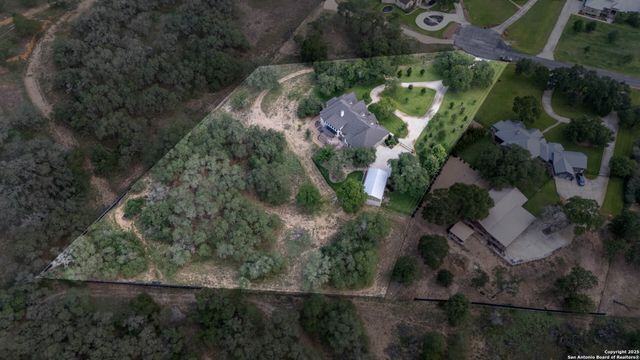 149 Bridgewater, La Vernia, TX 78121