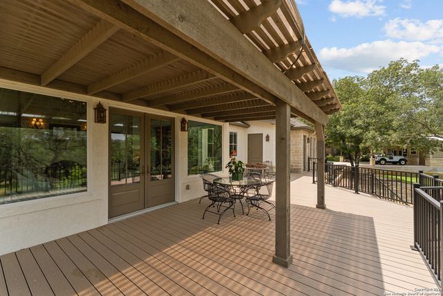 149 Bridgewater, La Vernia, TX 78121