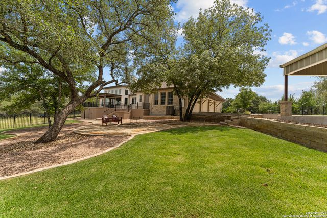 149 Bridgewater, La Vernia, TX 78121