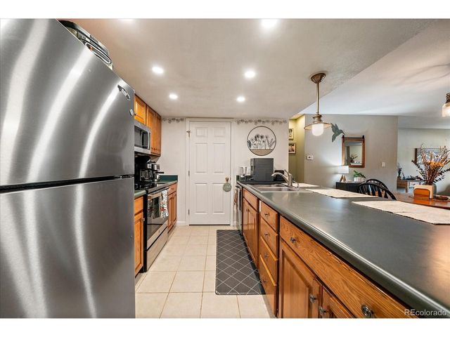 23712 Pondview Pl A, Golden, CO 80401