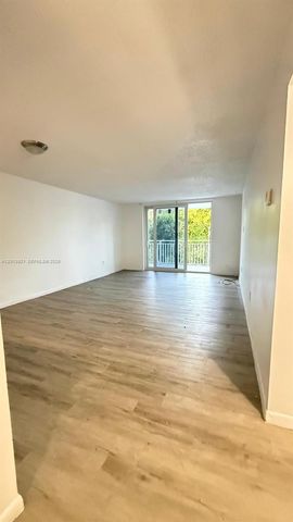 6940 Miami Gardens Dr 1-320, Hialeah, FL 33015
