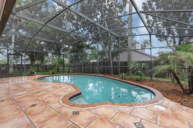 601 RED MAPLE COURT, Oviedo, FL 32765