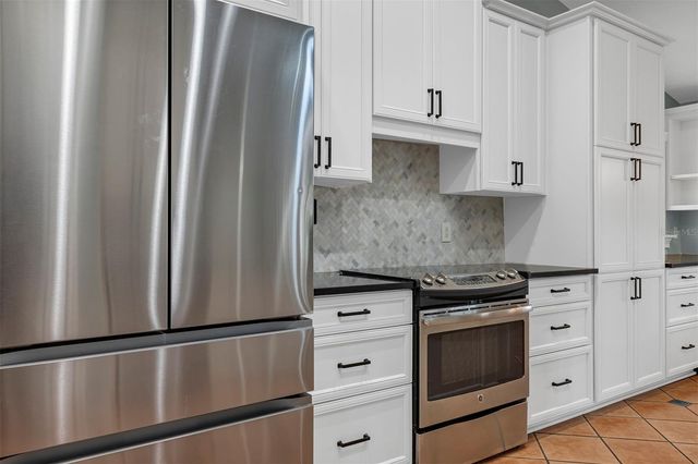 601 RED MAPLE COURT, Oviedo, FL 32765