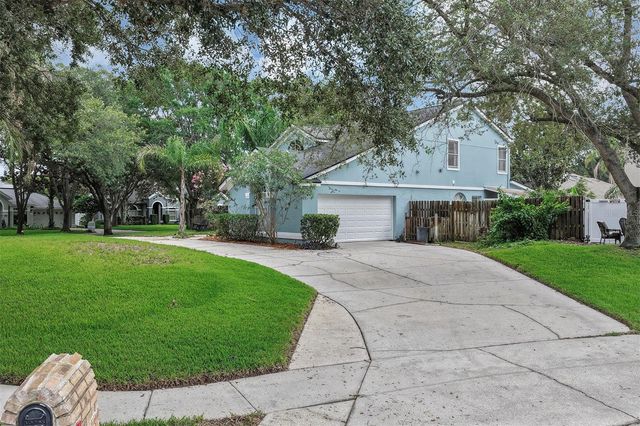 601 RED MAPLE COURT, Oviedo, FL 32765