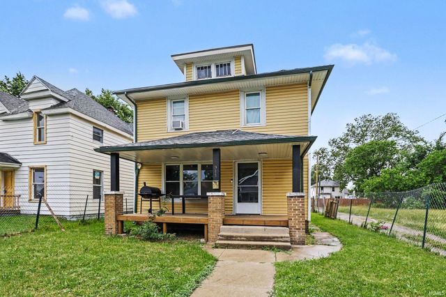 911 N Adams Street, South Bend, IN 46628