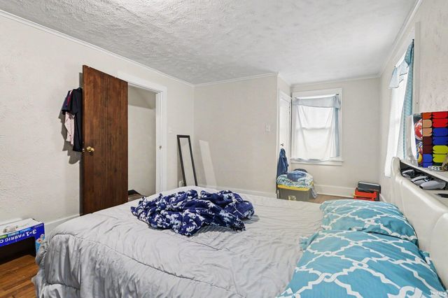 911 N Adams Street, South Bend, IN 46628