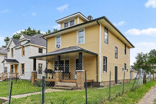 911 N Adams Street, South Bend, IN 46628