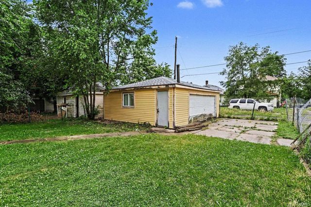 911 N Adams Street, South Bend, IN 46628