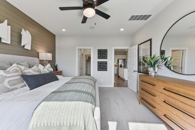 236 Escape WAY, Jarrell, TX 76537