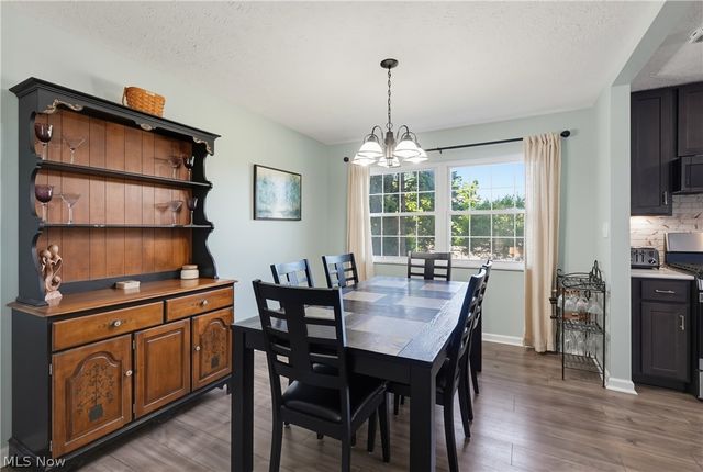 707 Twin Oaks Boulevard, Medina, OH 44256
