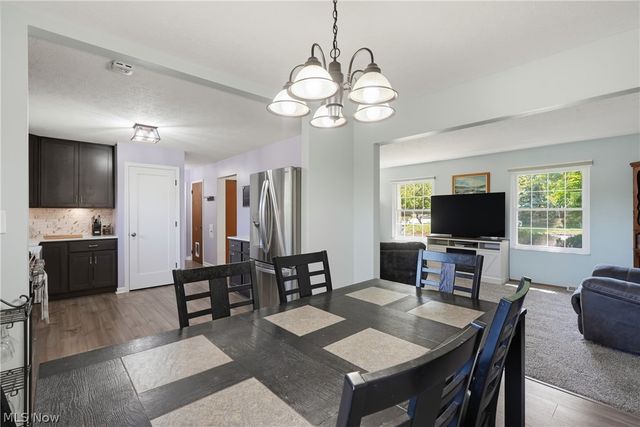 707 Twin Oaks Boulevard, Medina, OH 44256