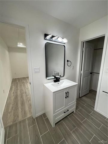 2421 Trinidad Luna Lane, Alton, TX 78573