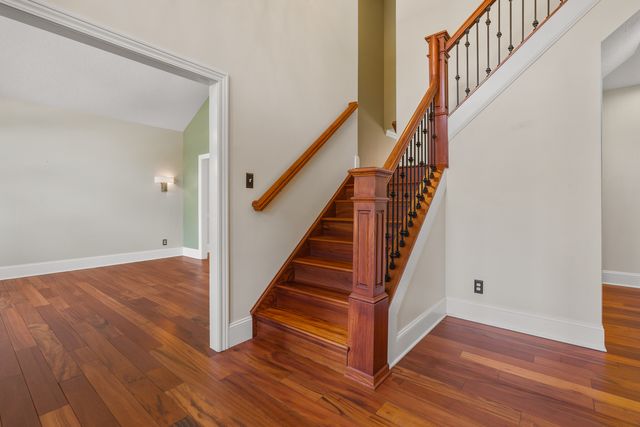 6799 Ridges Court, Bettendorf, IA 52722