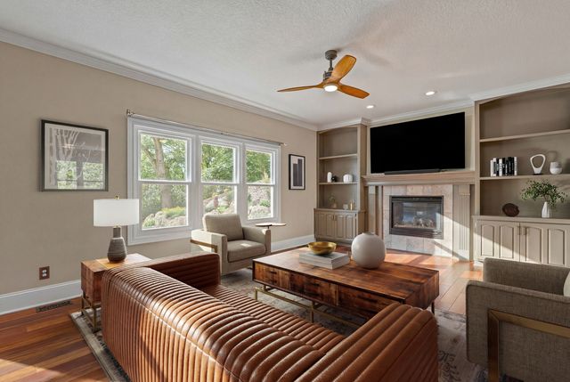 6799 Ridges Court, Bettendorf, IA 52722