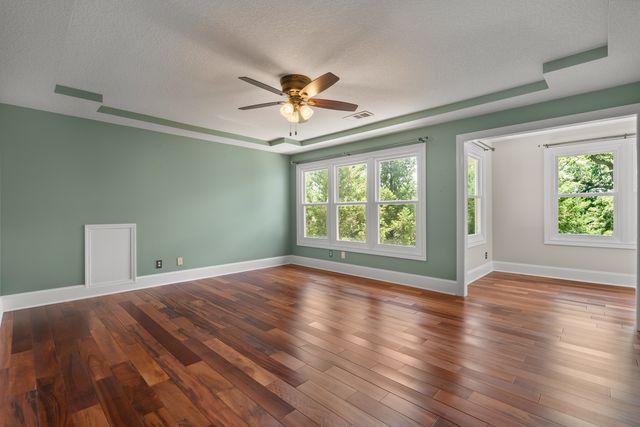 6799 Ridges Court, Bettendorf, IA 52722