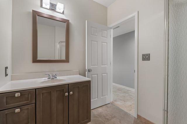 6799 Ridges Court, Bettendorf, IA 52722