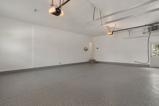 6799 Ridges Court, Bettendorf, IA 52722